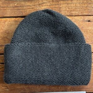 Nui Alpaca Beanie - Unisex